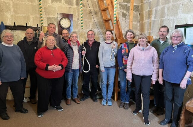 The Learners and Teachers, plus Guild President Pat Davidson who visited on the last morning of the course.