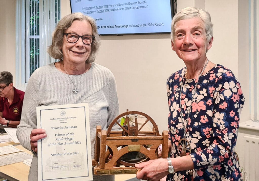 Veronica Newman presented with the Ringer of the year award by Guild President, Pat Davidson