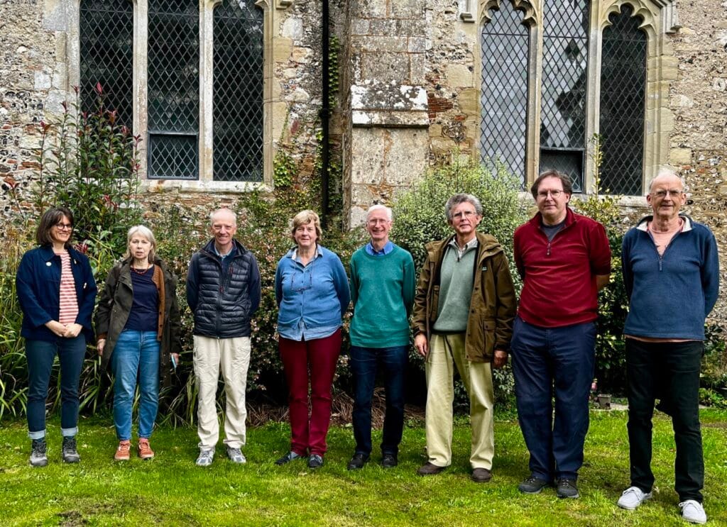 BRADFORD ON AVON: Sarah J Quintin, Jane Mann, John Sealy, Harriet Feilding, Tim Hawkings, Ian Mozley, David W H Godwin (c), Graham Findley