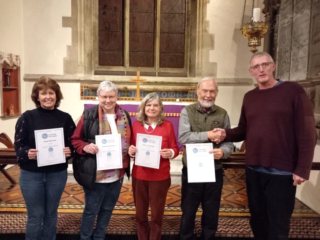 Helen, Bobbie, Eden, Chris receiving their ART Learning the Ropes certificates