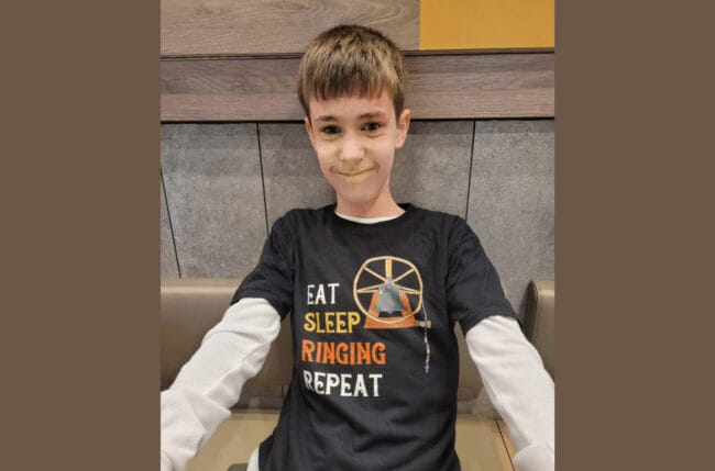 Daniel's ringing top