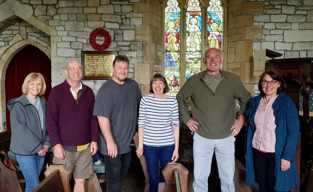 Toller Porcorum: Sara Lawrance, Andy Helm, Sean Chapman, Rose Small, David Jones, Sylvia Fowler