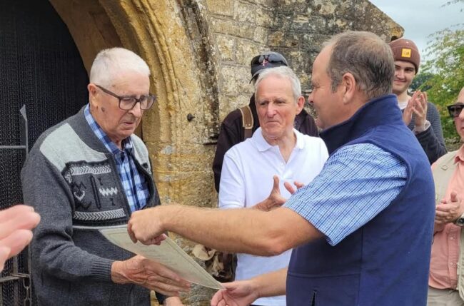Ken Lessey being awarded 50 year certificate